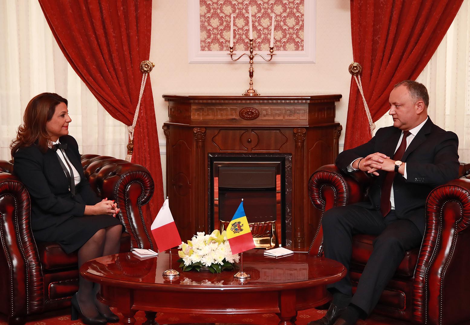 Igor Dodon received credential from the ambassador of Malta